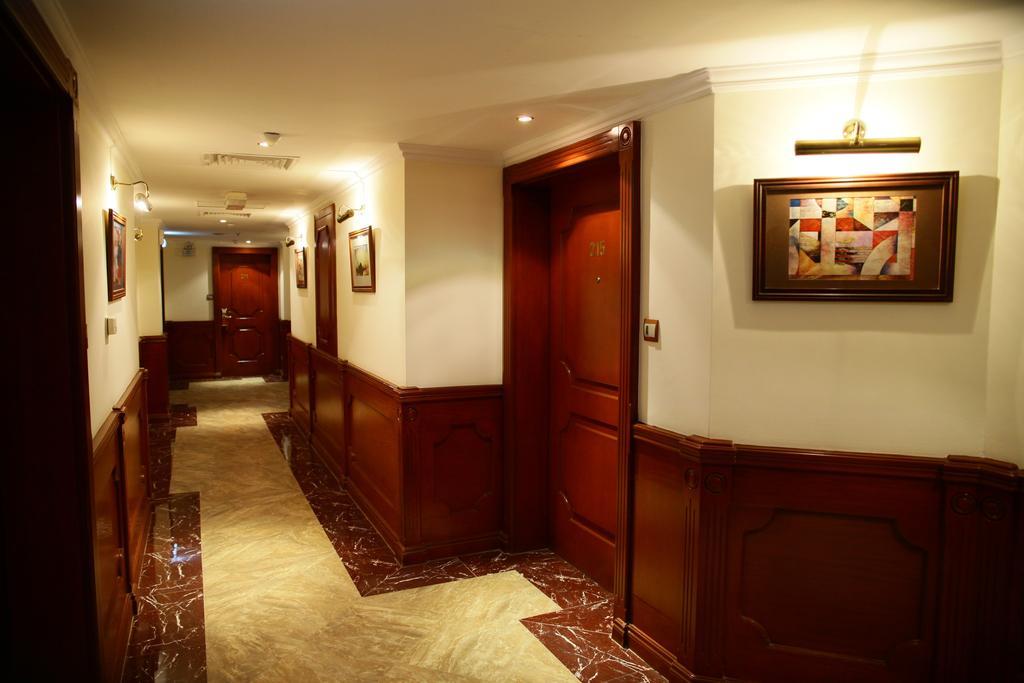 Bahrain Carlton Hotel Al-Manamah Bagian luar foto